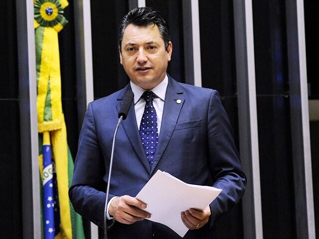 deputado sérgio souza - mp - deputados do pt - taxar a exportação de grãos e carnes