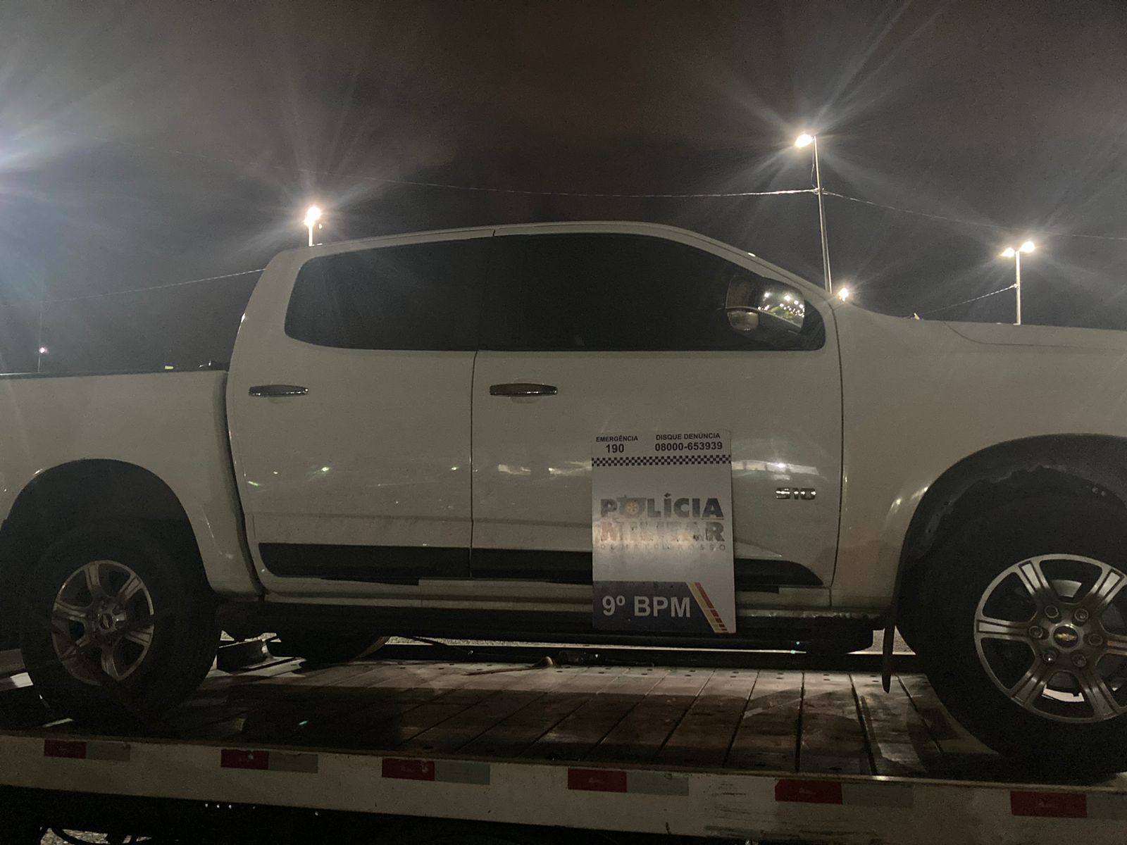 Prefeito de Pontal do Araguaia Adelcino Lopo, primeira-dama de MT Virginia Mendes e primeira-dama de Pontal Adriana Lima