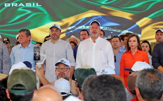 Arthur Lira e governador do Tocantins, Wanderley Barbosa, na abertura da Agrotins