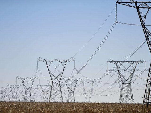 agencia_brasil170912_mca7686-640x480-2 Linhas de transmissão de energia, energia elétrica